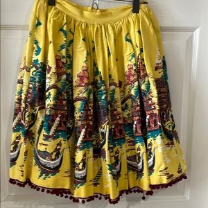 NWOT Pinup Girl Clothing / Pinup Couture Italy print skirt Medium
